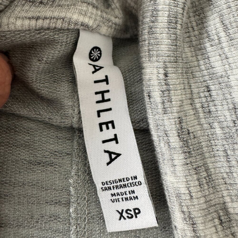 🌿Like New! ATHLETA Pranayama Wrap Cardigan XS Petite – Marl Grey - Picture 8 of 12